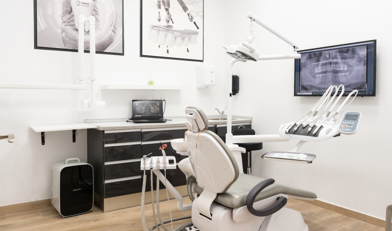 Intrumentos dentales tossal dental